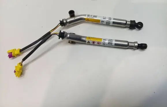 Audi A7 S7 4K8 Bonnet Pedestrian Airbag Actuator 4K8823823E 4K8823823F 2806P1005260