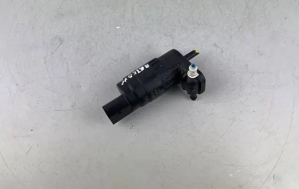 Volkswagen Arteon Shooting Brake Windscreen/windshield washer pump 1K6955651