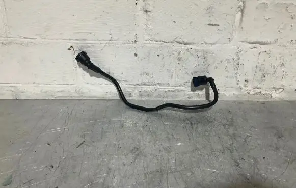 BMW 5 F10 F11 Engine coolant pipe/hose 7592650