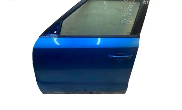 KIA Soul Front door