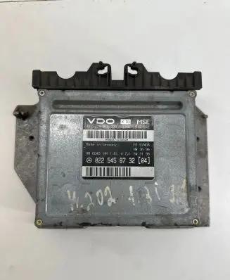 Mercedes-Benz C W202 Engine control unit/module 412229018006 0225458732 M001E71010022