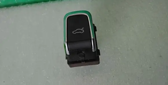 Audi A6 S6 C7 4G Tailgate opening switch 8K0959831B