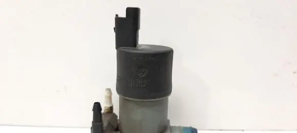 Nissan Qashqai Windscreen/windshield washer pump 28920BU010