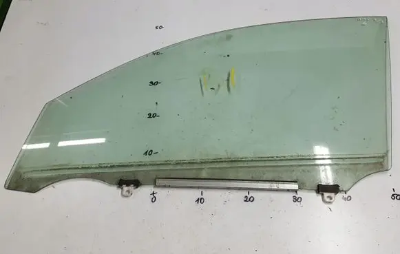 Toyota RAV 4 (XA30) Sliding door window/glass 