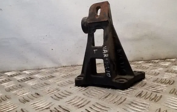 Suzuki Grand Vitara II Engine mounting bracket RD0143 1157E