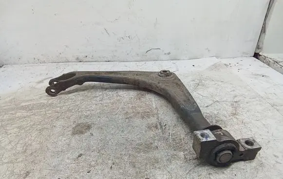 Peugeot 407 Front lower control arm/wishbone