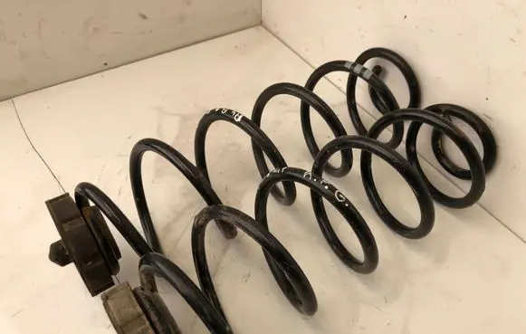 Audi A4 S4 B8 8K Rear coil spring