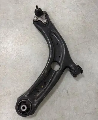 Audi Q3 F3 Front lower control arm/wishbone 3q0407153d