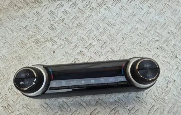 Toyota RAV 4 (XA50) Climate control unit 5590042610