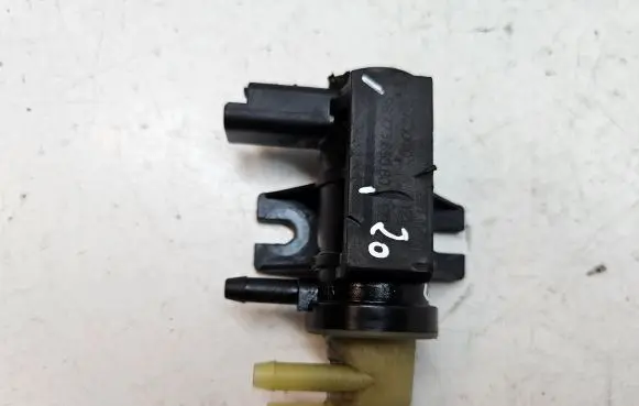 Peugeot Expert Turbo solenoid valve 9677363880