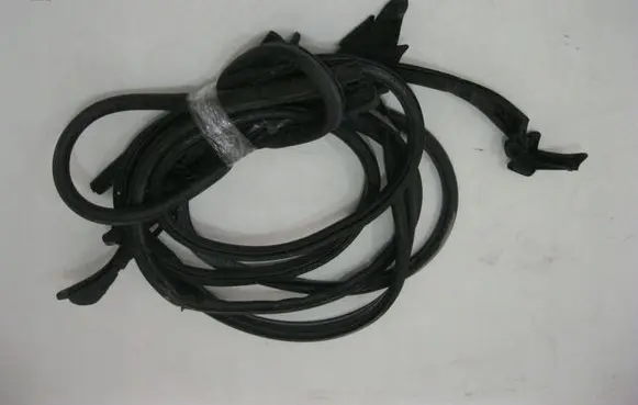 Audi TT TTS Mk2 Rubber seal loading door 