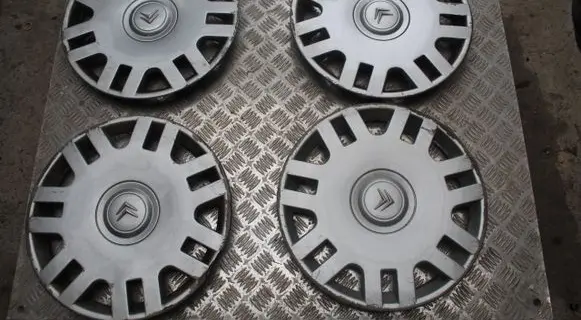 Citroen C3 R14 wheel hub/cap/trim 9641829380