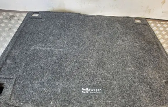 Volkswagen Touareg II Trunk/boot mat liner 7P0061166