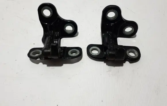 Land Rover Range Rover L405 Rear door upper hinge 