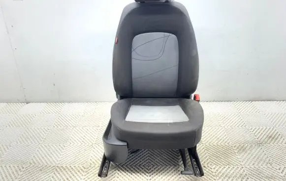 Seat Ibiza IV (6J,6P) Front passenger seat 