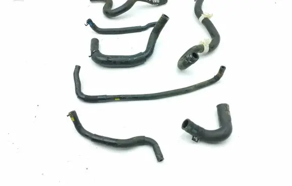 Mazda CX-30 Engine coolant pipe/hose
