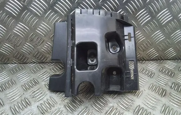 Peugeot Traveller Rear bumper mounting bracket 9809663677