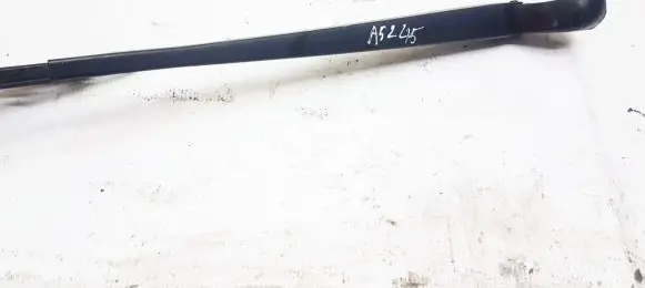 Citroen Xsara Picasso Front wiper blade arm