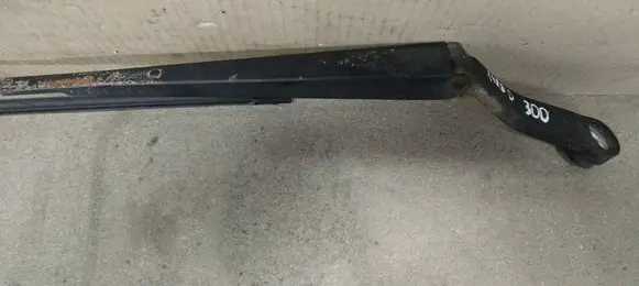 KIA Sorento Windshield/front glass wiper blade J9645