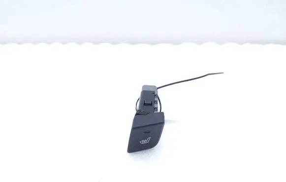 Hyundai Genesis Seat heating switch 202002962