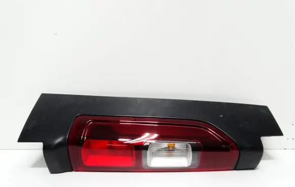 Renault Trafic III (X82) Rear/tail lights 93450958 93450955