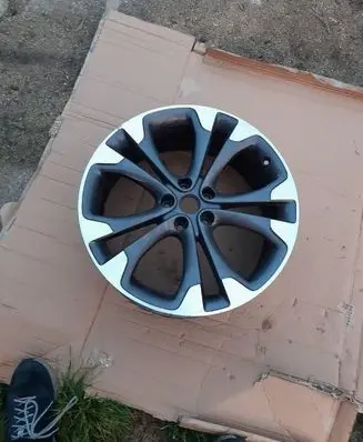 Opel Astra J R20 alloy rim 