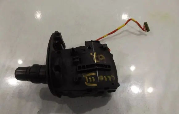 Renault Clio III Light switch 88102002407