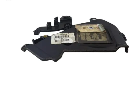 Volvo V40 Timing belt guard (cover) 3091391 9684193080