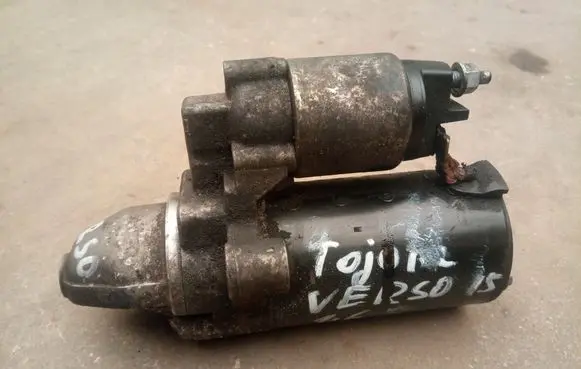 Toyota Verso Starter motor 001138064