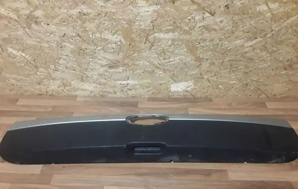 Renault Kangoo I Tailgate trim 8200223179
