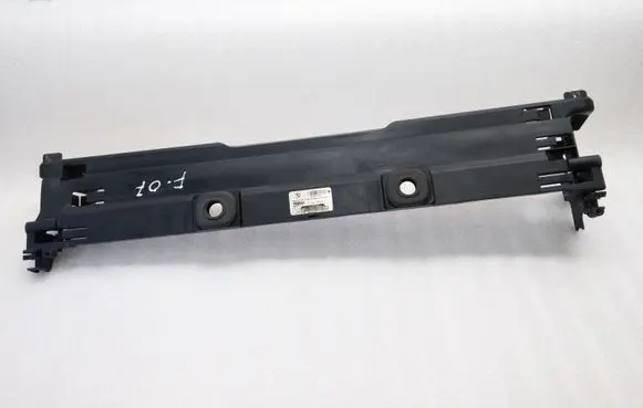 BMW 5 GT F07 Radiator mount bracket 7603625
