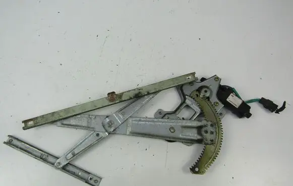 Chevrolet Matiz Front door window regulator with motor 