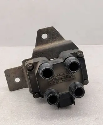 Mazda 626 High voltage ignition coil E9TF12029AA 8047B