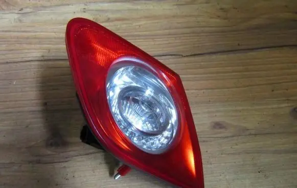 Volkswagen PASSAT B6 Tailgate rear/tail lights 273001 zsb3c5945093f08s