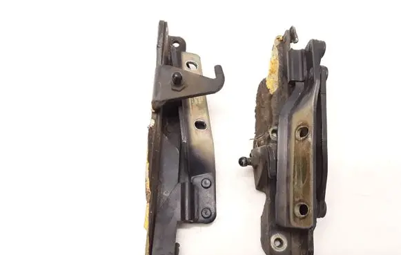 Alfa Romeo 166 Engine bonnet/hood hinges