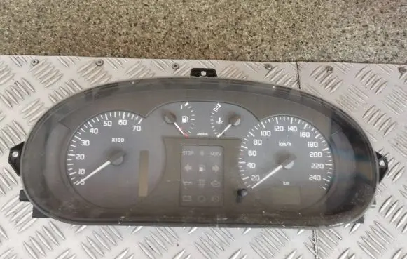 Renault Scenic I Speedometer (instrument cluster) 8200038775
