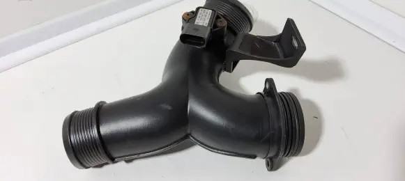 Audi Q7 4L Intercooler hose/pipe 7L6145795R 964971914