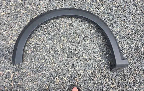 Dacia Sandero III Fender trim (molding) 638138150R M021837