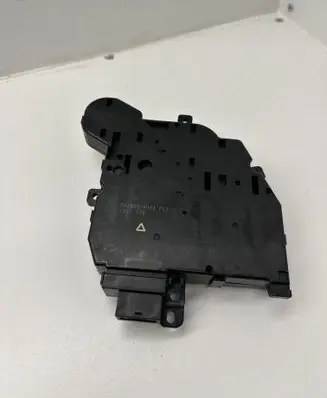 Toyota Corolla E210 E21 Air flap motor/actuator 0638009004