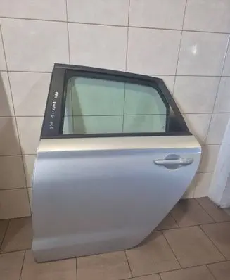 Hyundai i30 Rear door 