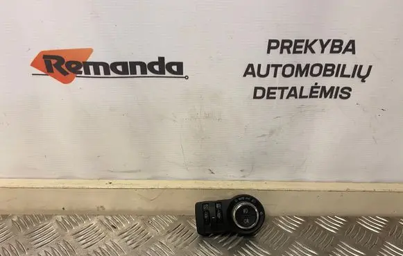 Opel Insignia A Light switch 13268694