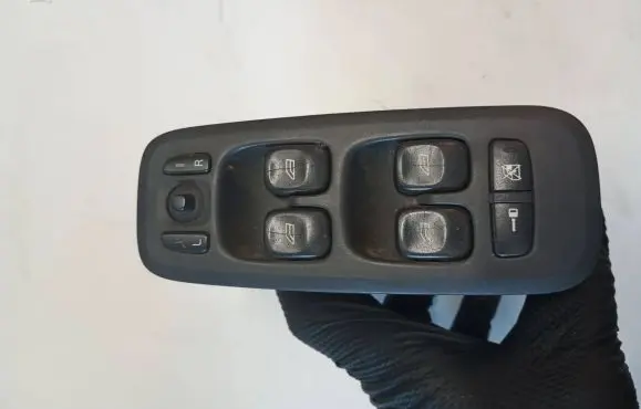 Volvo V70 Electric window control switch 30773895