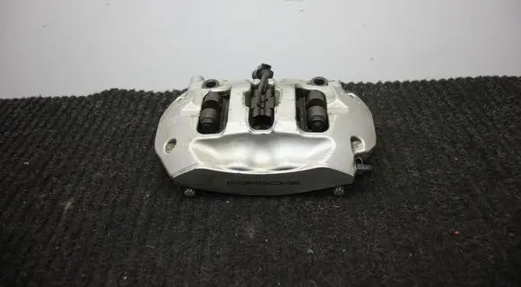 Porsche Cayenne (92A) Rear brake caliper 7P0615423 7P5615403AC
