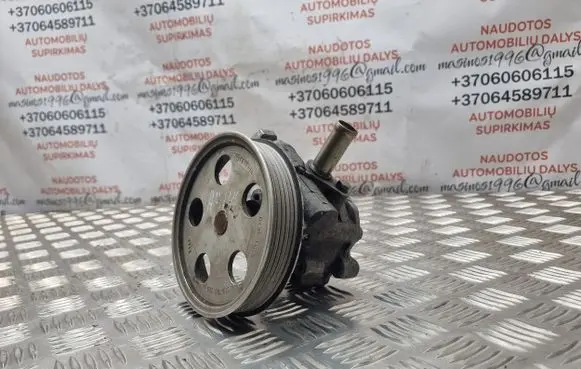 Audi A4 S4 B7 8E 8H Power steering pump 8E0145153D