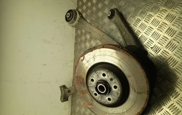 Audi Q7 4M Front wheel hub 4M0407241J