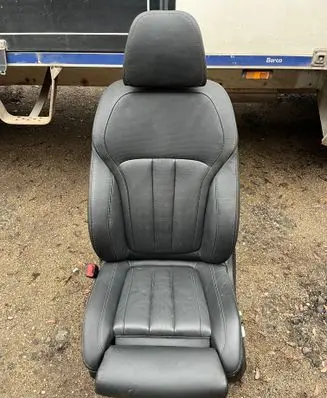 BMW X6 G06 Front driver seat 