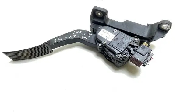 Nissan Navara D40 Accelerator throttle pedal 18002EB400 6PV93390102