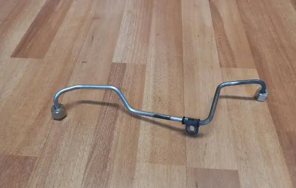 Renault Trafic II (X83) Fuel injector supply line/pipe 734025 8200734025