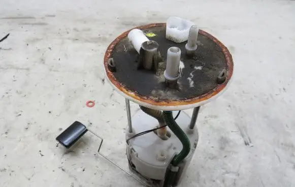 KIA Sportage In-tank fuel pump GMAUTO4574097