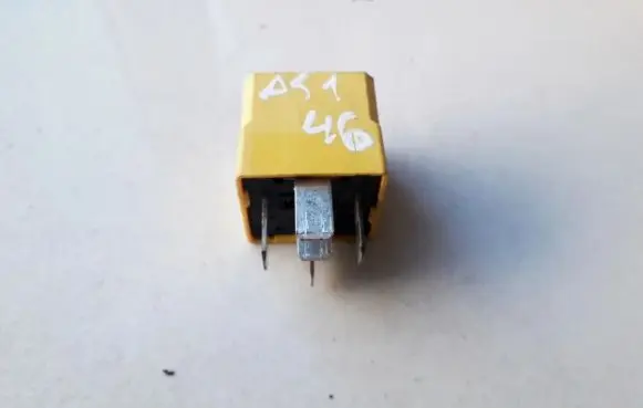 Mercedes-Benz CLC CL203 Other relay 4RD00779400 4RD007794-00
